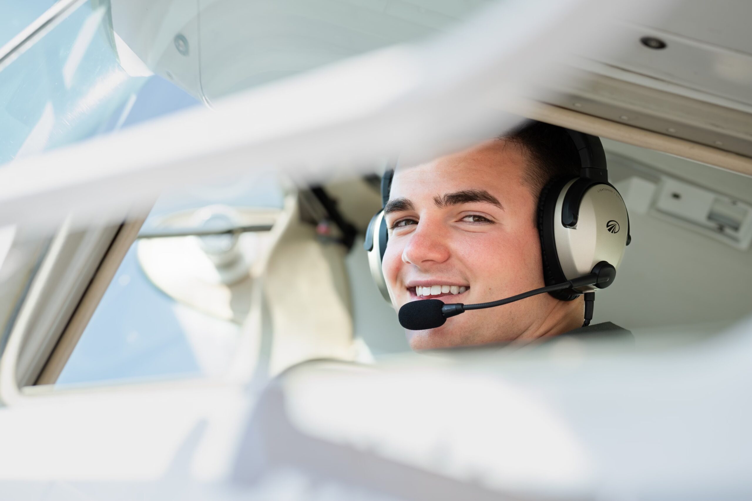 Profiles in Early Flight – Ray Scholar Stories November 2023