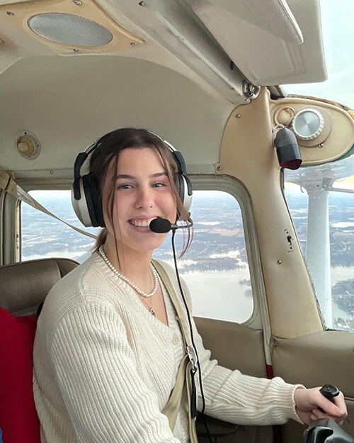 Lightspeed Aviation Ray Scholar Sydney Krause