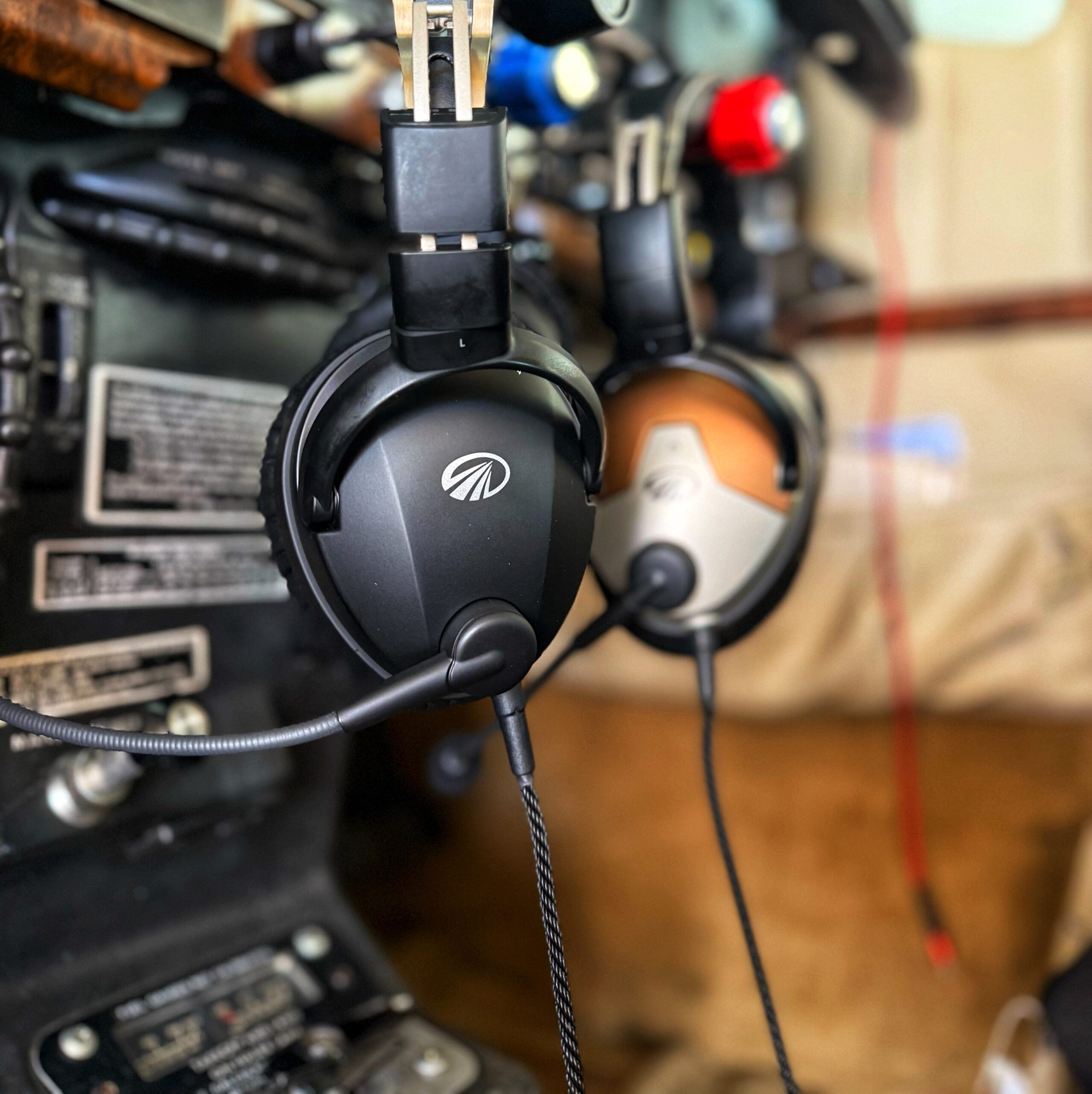 Zulu 4 vs Lightspeed Delta Zulu: Which Headset Is Right For You?